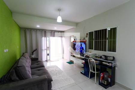 sala de casa para alugar com 1 quarto, 85m² em Jardim Mirna, Taboão da Serra