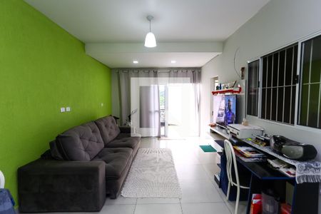 sala de casa para alugar com 1 quarto, 85m² em Jardim Mirna, Taboão da Serra