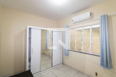 Quarto 1 de casa para alugar com 2 quartos, 200m² em Campo Grande, Rio de Janeiro