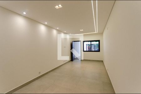 Sala de casa à venda com 3 quartos, 136m² em Vila Fiat Lux, São Paulo