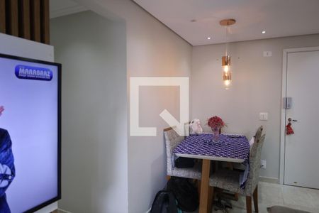 Sala de apartamento à venda com 2 quartos, 47m² em Vila Carmosina, São Paulo