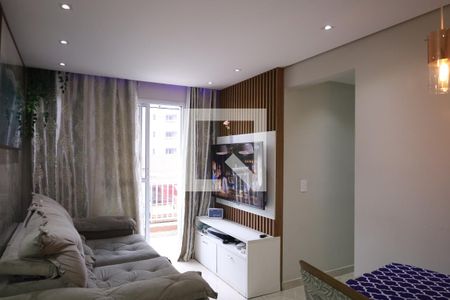 Sala de apartamento à venda com 2 quartos, 47m² em Vila Carmosina, São Paulo