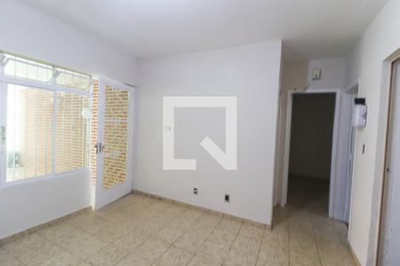 Sala de casa à venda com 2 quartos, 180m² em Jardim Danubio, Jundiaí