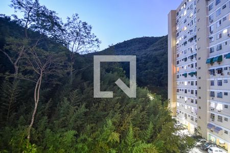 Vista da Sala de apartamento à venda com 2 quartos, 55m² em Santa Rosa, Niterói