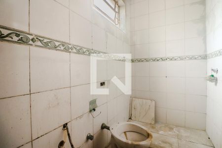 Banheiro de apartamento para alugar com 1 quarto, 50m² em Bom Jesus, Porto Alegre