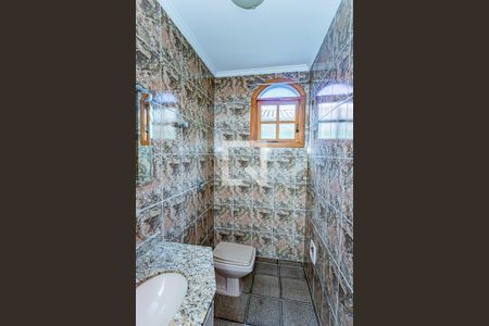 Lavabo de casa à venda com 3 quartos, 174m² em Parque Sao Domingos, São Paulo