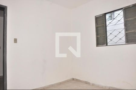 Quarto 01 de casa para alugar com 1 quarto, 70m² em Vila Portuguesa, São Paulo