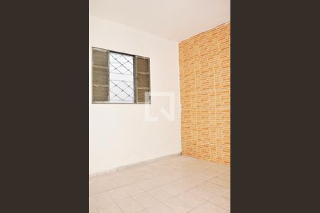 Quarto 01 de casa para alugar com 1 quarto, 70m² em Vila Portuguesa, São Paulo