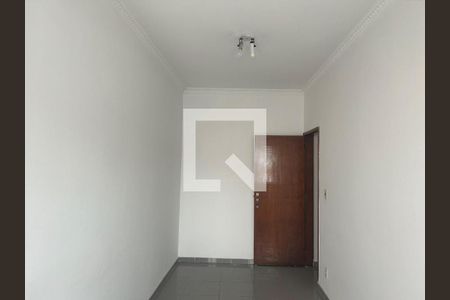 Foto 13 de casa à venda com 3 quartos, 220m² em Vila Claudia, São Paulo