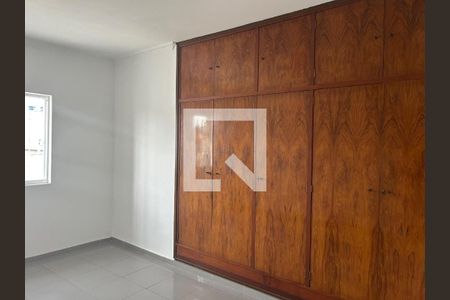 Foto 11 de casa à venda com 3 quartos, 220m² em Vila Claudia, São Paulo