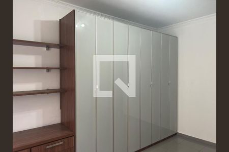 Foto 04 de casa à venda com 3 quartos, 220m² em Vila Claudia, São Paulo