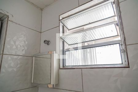 Banheiro de apartamento para alugar com 1 quarto, 27m² em Vila Babilonia, São Paulo