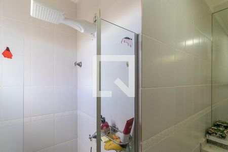 Casa de condomínio à venda com 140m², 3 quartos e 2 vagas Casa de condomínio à venda com 140m², 3 quartos e 2 vagasBanheiro da suíte