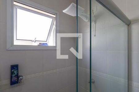 Casa de condomínio à venda com 140m², 3 quartos e 2 vagas Casa de condomínio à venda com 140m², 3 quartos e 2 vagasBanheiro social