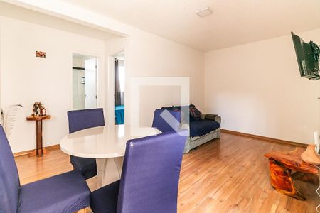 Sala de apartamento para alugar com 2 quartos, 60m² em Caiapos, Contagem