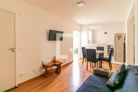 Sala de apartamento para alugar com 2 quartos, 60m² em Caiapos, Contagem