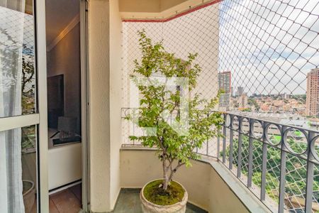 varanda de apartamento à venda com 3 quartos, 69m² em Vila Alexandria, São Paulo