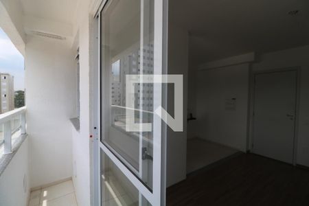 Varanda da Sala de apartamento para alugar com 2 quartos, 44m² em Cidade São Mateus, São Paulo