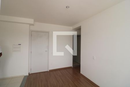 Sala de apartamento para alugar com 2 quartos, 44m² em Cidade São Mateus, São Paulo