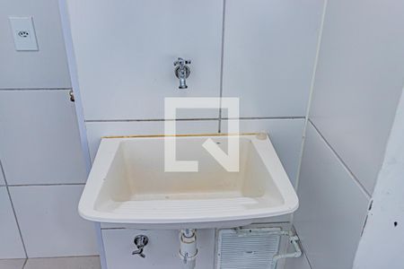 Sala, cozinha e área de serviço de apartamento para alugar com 2 quartos, 32m² em Vila Pirituba, São Paulo