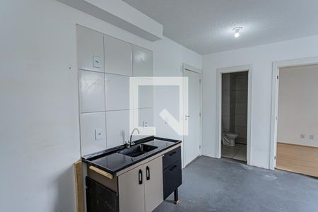 Sala, cozinha e área de serviço de apartamento para alugar com 2 quartos, 32m² em Vila Pirituba, São Paulo