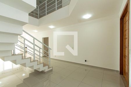 Sala de casa de condomínio para alugar com 3 quartos, 275m² em Aparecidinha, Sorocaba