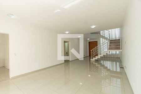 Sala de casa de condomínio para alugar com 3 quartos, 275m² em Aparecidinha, Sorocaba