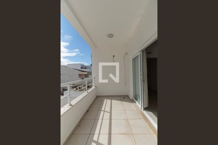 Varanda Sala de casa de condomínio para alugar com 3 quartos, 275m² em Aparecidinha, Sorocaba