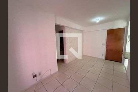 Sala de apartamento à venda com 2 quartos, 48m² em Del Castilho, Rio de Janeiro