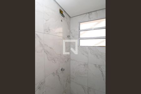 Banheiro de apartamento para alugar com 1 quarto, 28m² em Jardim Brasil (zona Norte), São Paulo