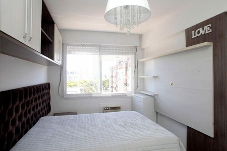 Quarto de apartamento à venda com 1 quarto, 43m² em Azenha, Porto Alegre