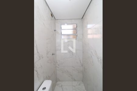 Banheiro de apartamento para alugar com 1 quarto, 28m² em Jardim Brasil (zona Norte), São Paulo