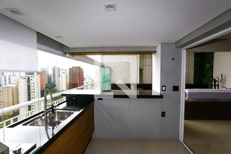 Varanda gourmet de apartamento para alugar com 4 quartos, 238m² em Vila Suzana, São Paulo