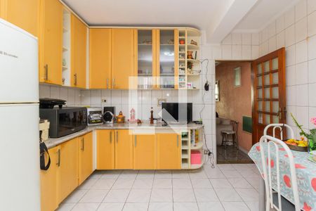 Casa à venda com 96m², 4 quartos e 2 vagas