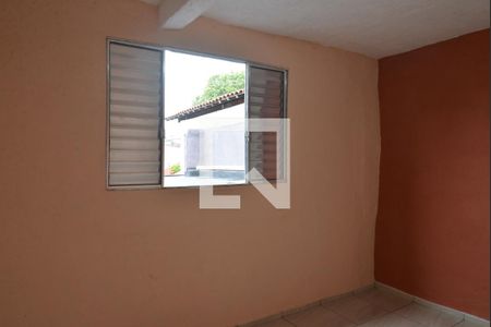 Quarto 1 de casa para alugar com 2 quartos, 50m² em Vila Santo Alberto, Santo André