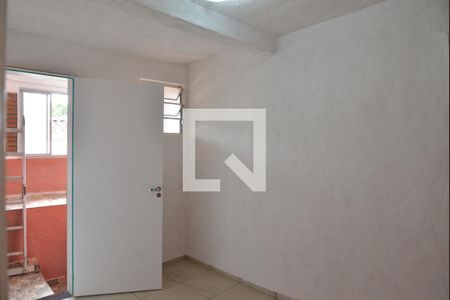 Sala de casa para alugar com 2 quartos, 50m² em Vila Santo Alberto, Santo André