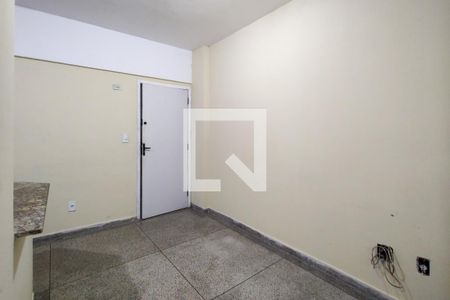 Sala de apartamento para alugar com 1 quarto, 38m² em Boqueirão, Praia Grande