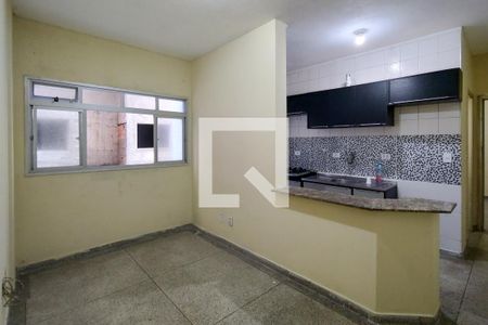 Sala de apartamento para alugar com 1 quarto, 38m² em Boqueirão, Praia Grande