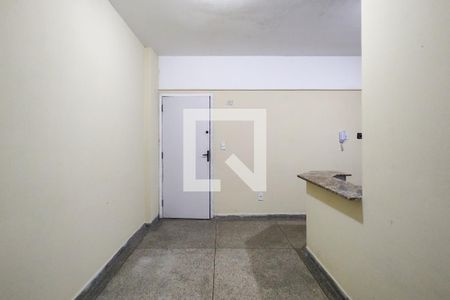 Sala de apartamento para alugar com 1 quarto, 38m² em Boqueirão, Praia Grande