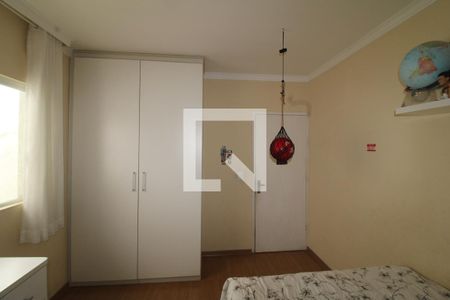 Quarto 2 de casa à venda com 4 quartos, 150m² em Vila Carbone, São Paulo