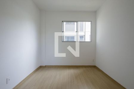 Quarto 2 de apartamento para alugar com 2 quartos, 70m² em Goiânia, Belo Horizonte