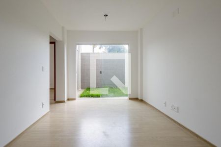 Sala de apartamento para alugar com 2 quartos, 70m² em Goiânia, Belo Horizonte