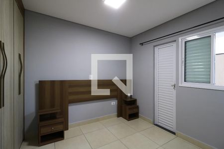 Quarto 2 de apartamento para alugar com 2 quartos, 70m² em Pinheirinho, Santo André