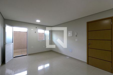 Sala de apartamento para alugar com 2 quartos, 70m² em Pinheirinho, Santo André