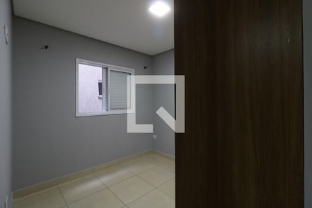 Quarto 1 de apartamento para alugar com 2 quartos, 70m² em Pinheirinho, Santo André