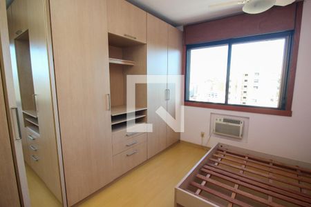 Quarto Suíte de apartamento à venda com 3 quartos, 89m² em Cristal, Porto Alegre