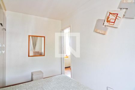 Quarto 1 de apartamento à venda com 2 quartos, 53m² em Vila Mangalot, São Paulo