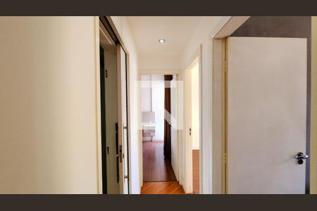 Corredor de apartamento para alugar com 3 quartos, 79m² em Jardim Santa Rita de Cassia, Jundiaí