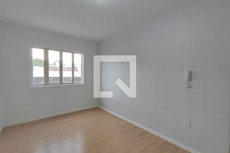 Sala de apartamento para alugar com 2 quartos, 62m² em Jardim Santa Eudoxia, Campinas