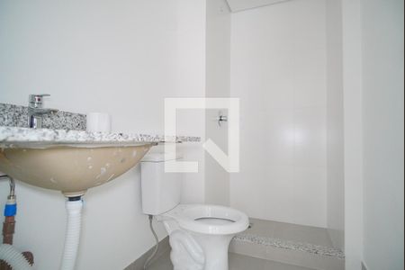 Banheiro de kitnet/studio para alugar com 1 quarto, 33m² em Moinhos de Vento, Porto Alegre